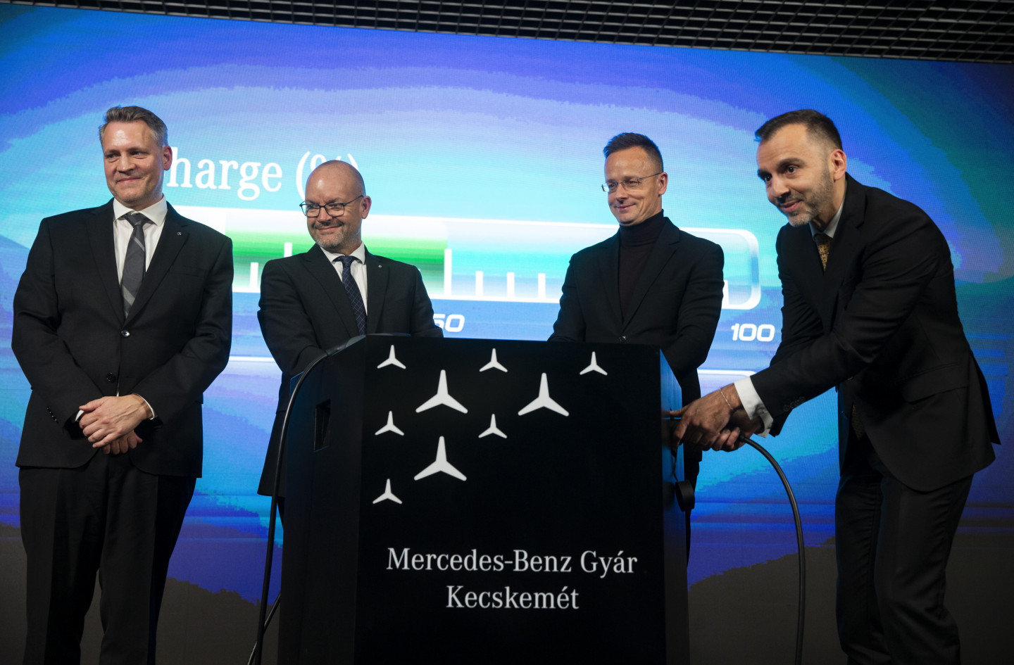 A Mercedes létrehozza az első magyarországi kutatás-fejlesztési központját